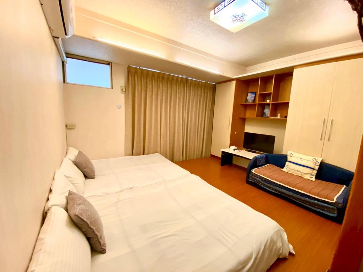 Fengjia Pig'S House Apartment Taichung Exterior photo