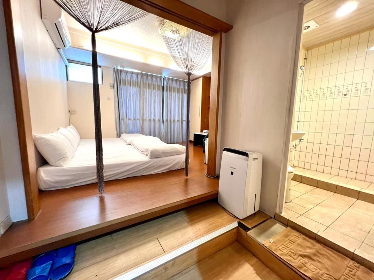 Fengjia Pig'S House Apartment Taichung Exterior photo